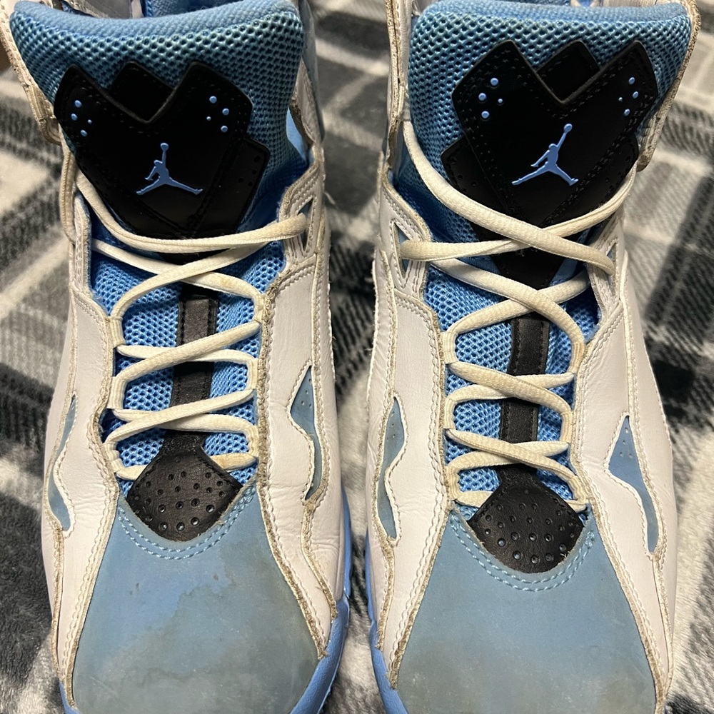 Jordan Retro Basketball Sneakers - Light Blue, White & Black